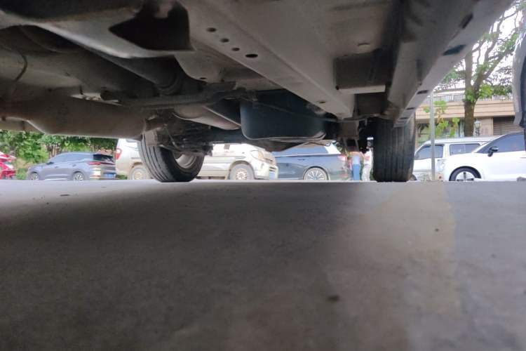 Used HYOSOW S3 2016 1.5L Manual Comfort Version China IV Emission Standard Chassis Front Left