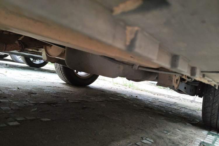Used HYOSOW S3 2016 S3L 1.5L Manual Prestige Edition Chassis Front Left