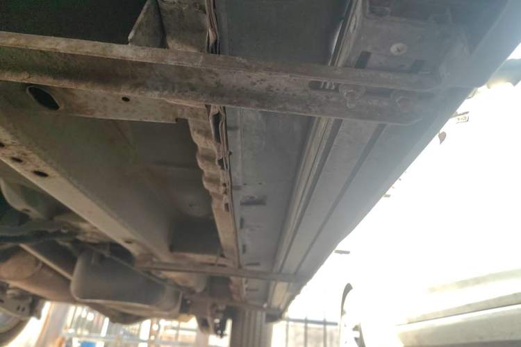 Used HYOSOW S3 2016 S3L 1.5L Manual Prestige Edition Chassis Front Left