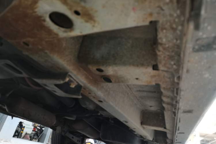 Used HYOSOW S3 2016 S3L 1.5L Manual Prestige Edition Chassis Front Left