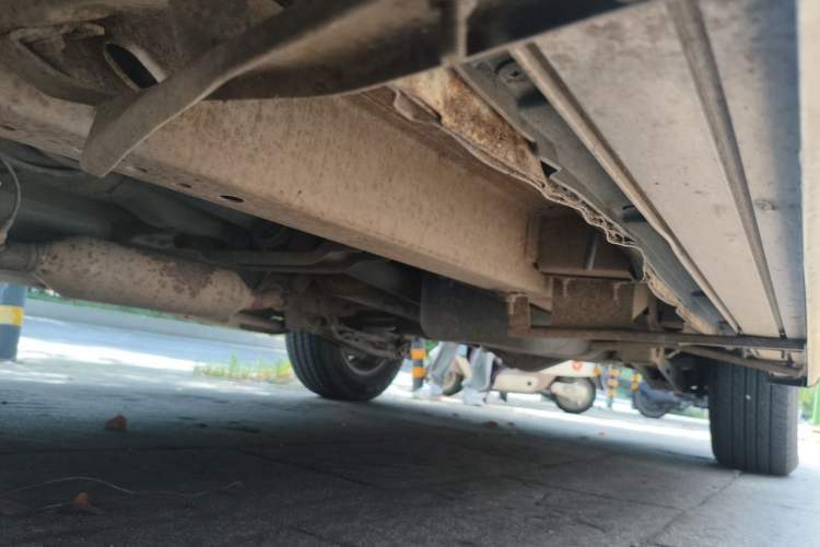 Used HYOSOW S3 2016 1.5L Manual Comfort Version China IV Emission Standard Chassis Front Left
