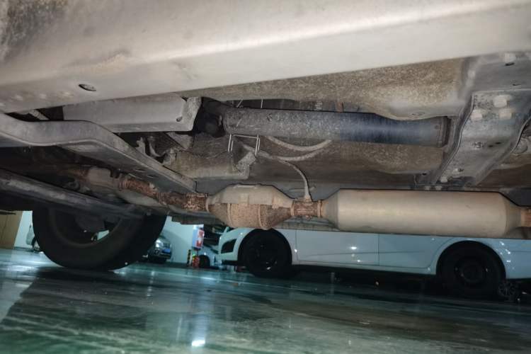 Used HYOSOW S3 2016 1.5L Manual Luxury Edition China IV Emission Standard Chassis Front Left