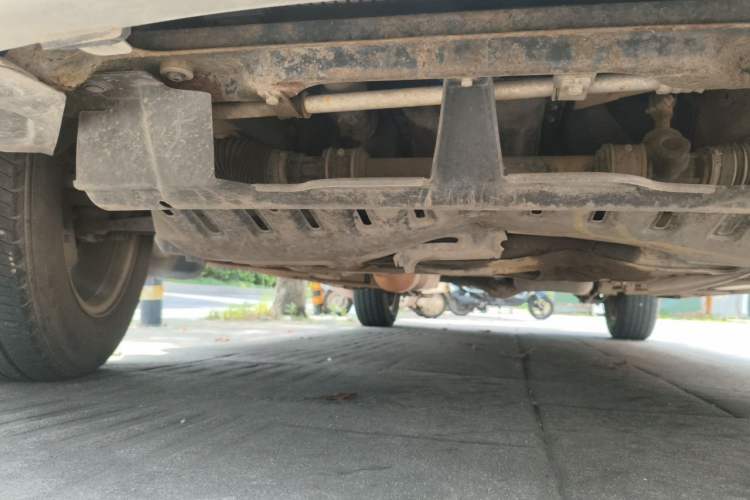 Used HYOSOW S3 2016 1.5L Manual Comfort Version China IV Emission Standard Chassis Front