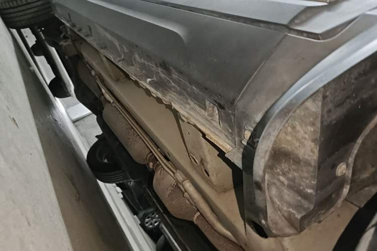 Used HYOSOW S3 2016 S3L 1.5L Manual Prestige Edition Chassis Front Right