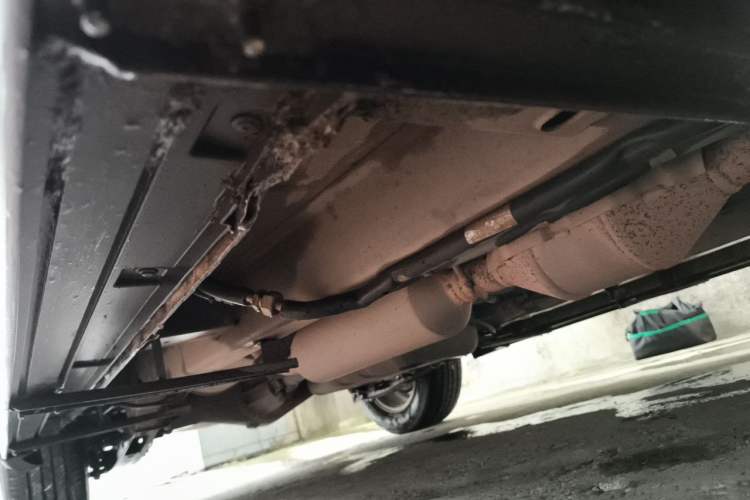 Used HYOSOW S3 2016 1.5L Manual Luxury Edition China IV Emission Standard Chassis Front Right