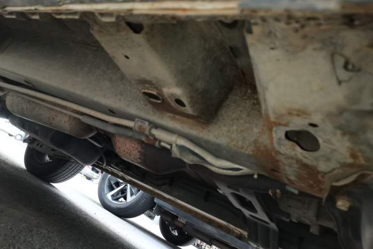 Used HYOSOW S3 2016 S3L 1.5L Manual Prestige Edition Chassis Front Right