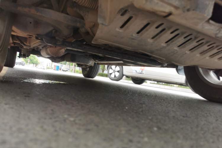 Used HYOSOW S3 2016 1.5L Manual Comfort Version China IV Emission Standard Chassis Front Right