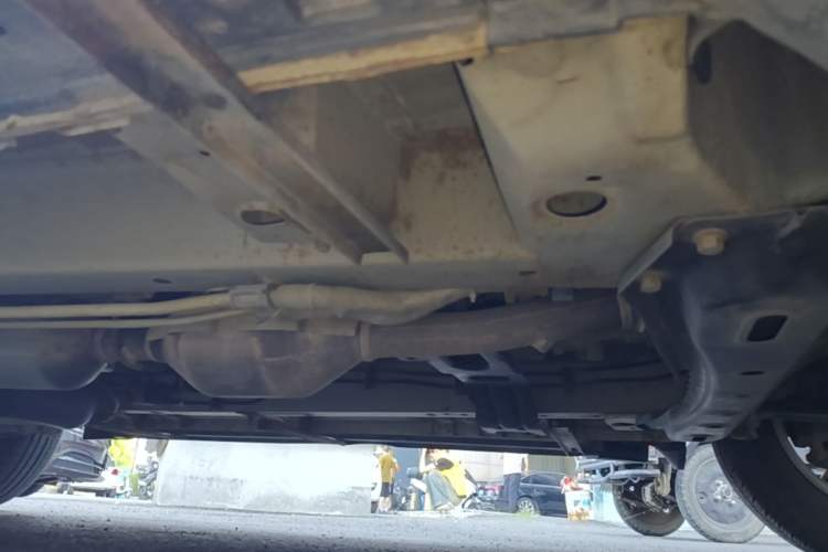 Used HYOSOW S3 2016 S3L 1.5L Manual Prestige Edition Chassis Front Right