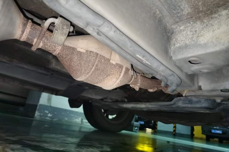 Used HYOSOW S3 2016 1.5L Manual Luxury Edition China IV Emission Standard Chassis Front Right