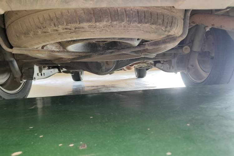 Used HYOSOW S3 2016 S3L 1.5L Manual Prestige Edition Chassis Rear