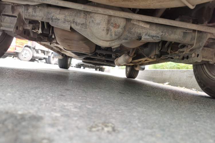 Used HYOSOW S3 2016 1.5L Manual Comfort Version China IV Emission Standard Chassis Rear