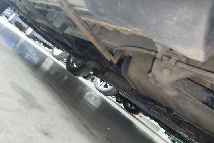 Used HYOSOW S3 2016 S3L 1.5L Manual Prestige Edition Chassis Rear Left