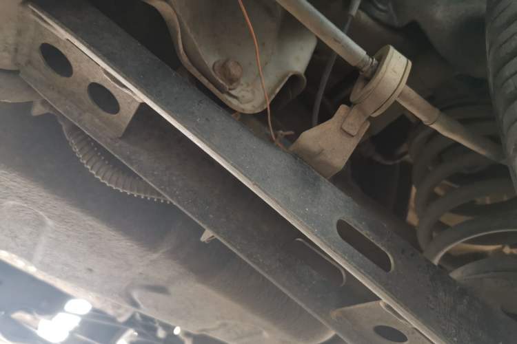 Used HYOSOW S3 2016 1.5L Manual Comfort Version China IV Emission Standard Chassis Rear Right