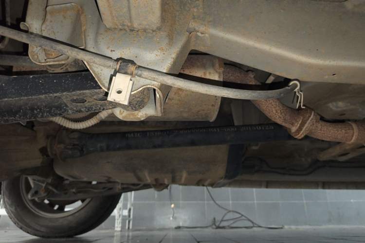 Used HYOSOW S3 2016 1.5L Manual Luxury Edition China IV Emission Standard Chassis Rear Right