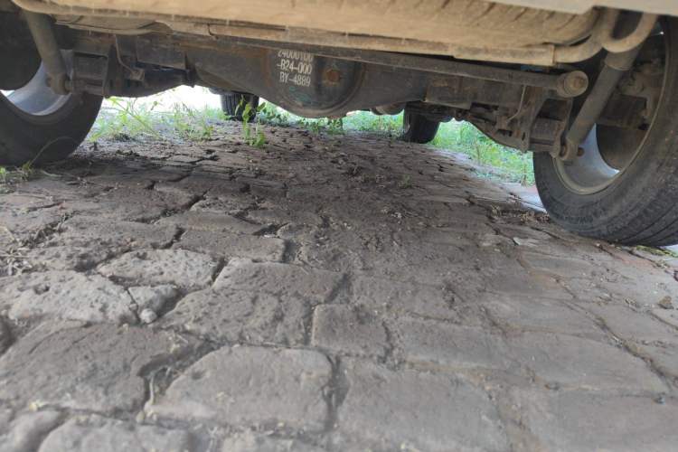 Used HYOSOW S3 2016 1.5L Manual Comfort Version China IV Emission Standard Chassis Rear