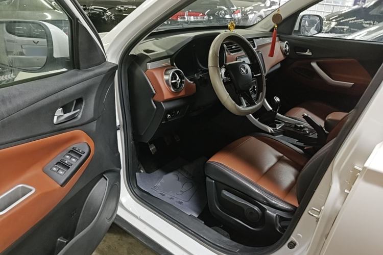Used HYOSOW S3 2016 S3L 1.5L Manual Prestige Edition Driver Seat