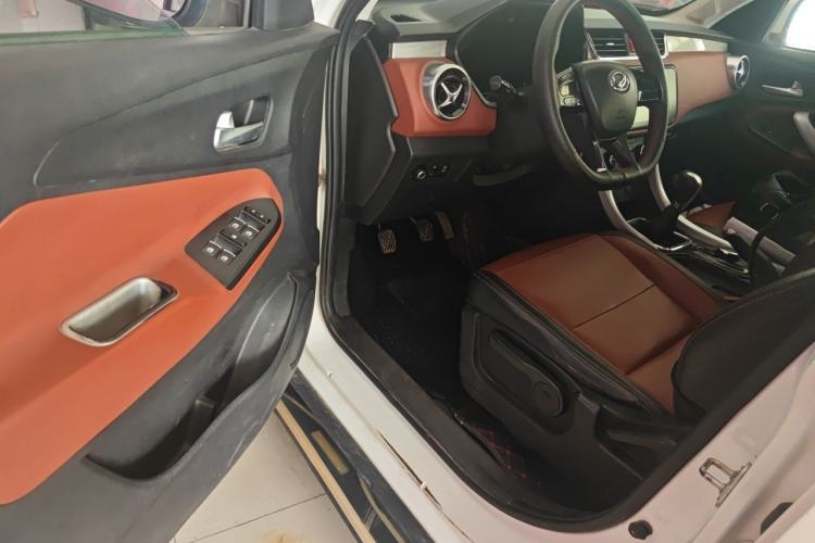 Used HYOSOW S3 2016 S3L 1.5L Manual Premium Edition Driver Seat