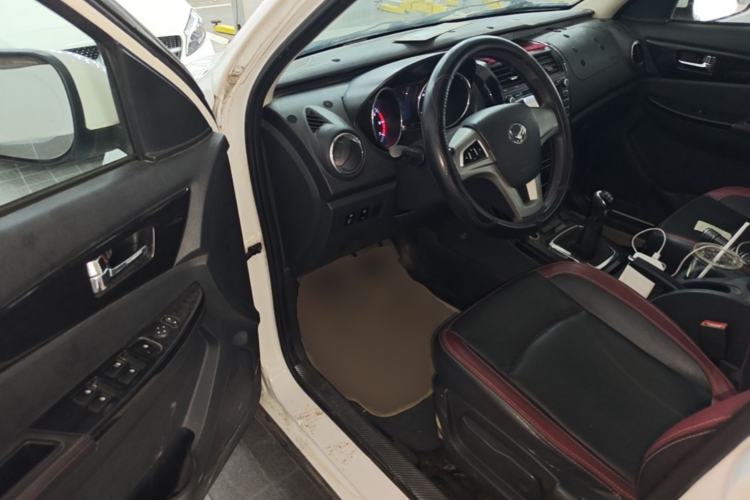 Used HYOSOW S3 2016 1.5L Manual Luxury Edition China IV Emission Standard Driver Seat