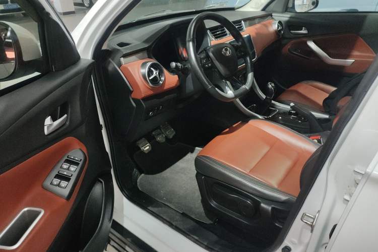 Used HYOSOW S3 2016 S3L 1.5L Manual Prestige Edition Driver Seat
