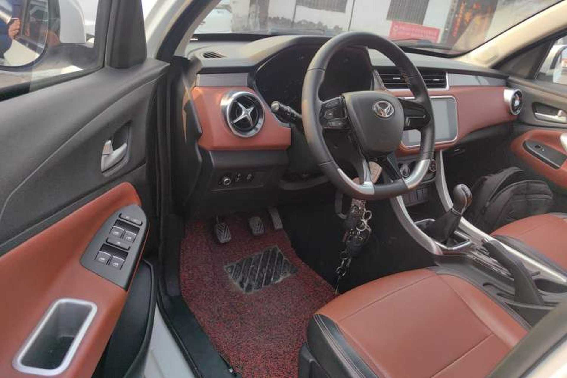 Used HYOSOW S3 2016 S3L 1.5L Manual Premium Edition Driver Seat