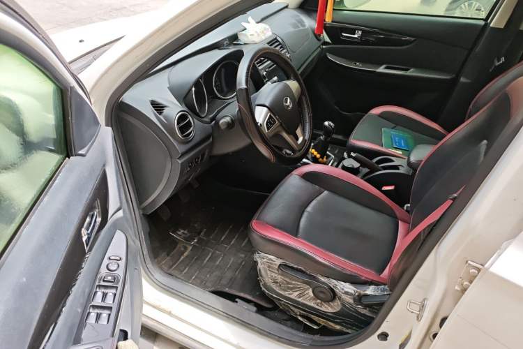 Used HYOSOW S3 2016 1.5L Manual Luxury Model China V Standard Driver Seat