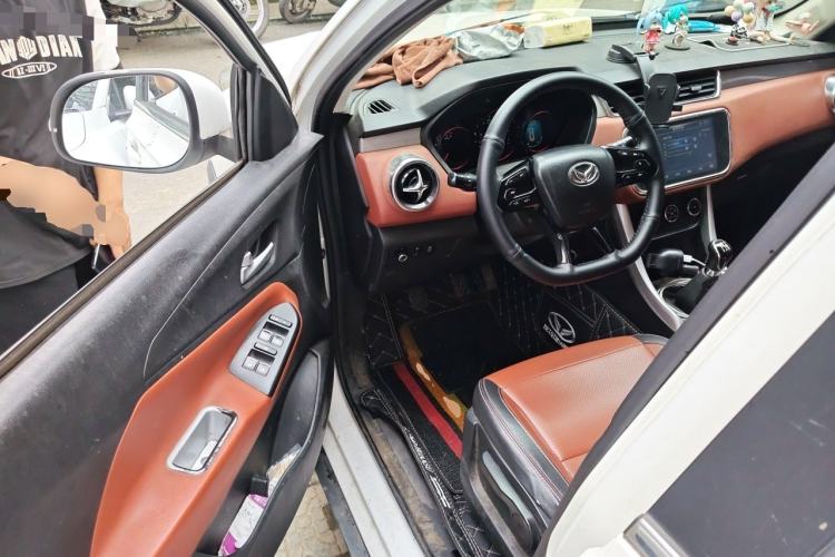 Used HYOSOW S3 2016 S3L 1.5L Manual Prestige Edition Driver Seat