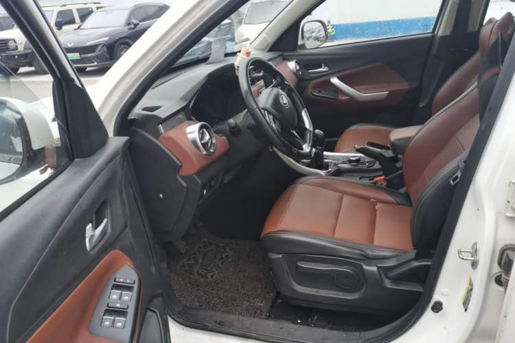 Used HYOSOW S3 2016 S3L 1.5L Manual Premium Edition Driver Seat