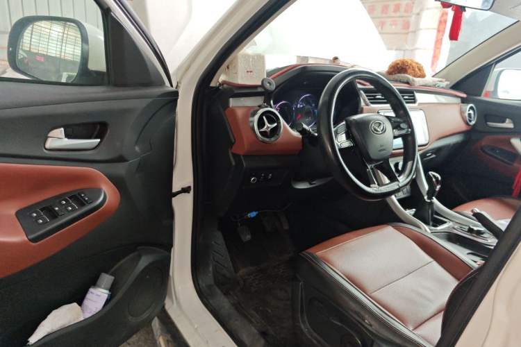 Used HYOSOW S3 2016 S3L 1.5L Manual Prestige Edition Driver Seat