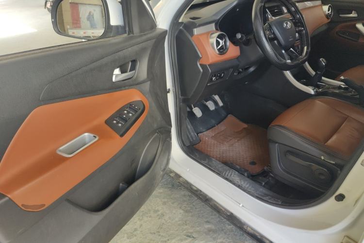 Used HYOSOW S3 2016 S3L 1.5L Manual Prestige Edition Driver Seat