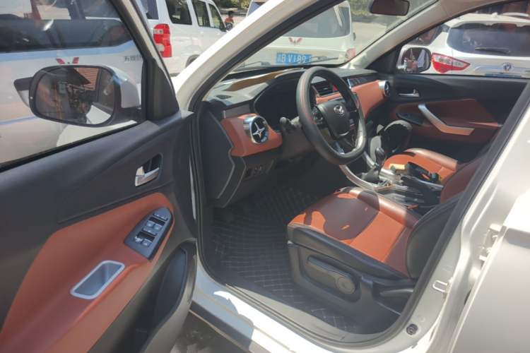 Used HYOSOW S3 2016 S3L 1.5L Manual Premium Edition Driver Seat