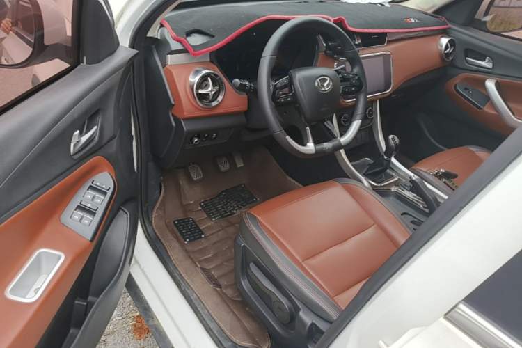 Used HYOSOW S3 2016 S3L 1.5L Manual Prestige Edition Driver Seat
