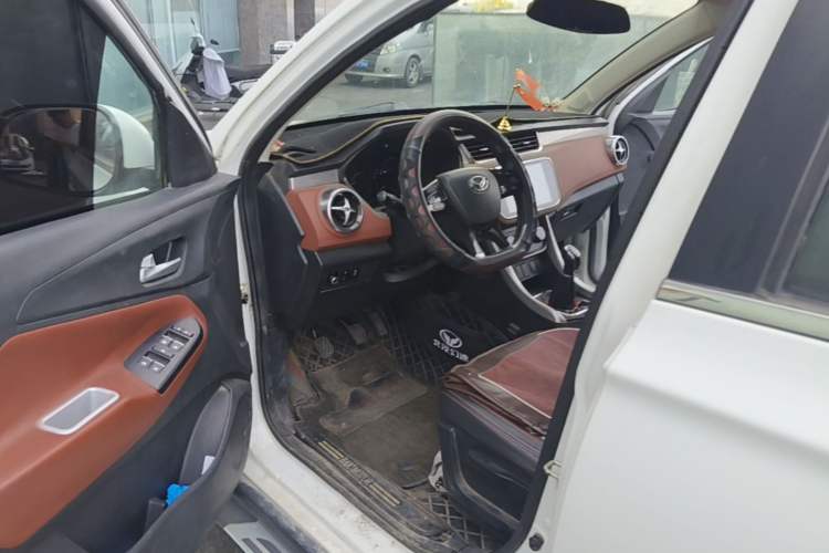 Used HYOSOW S3 2016 S3L 1.5L Manual Prestige Edition Driver Seat