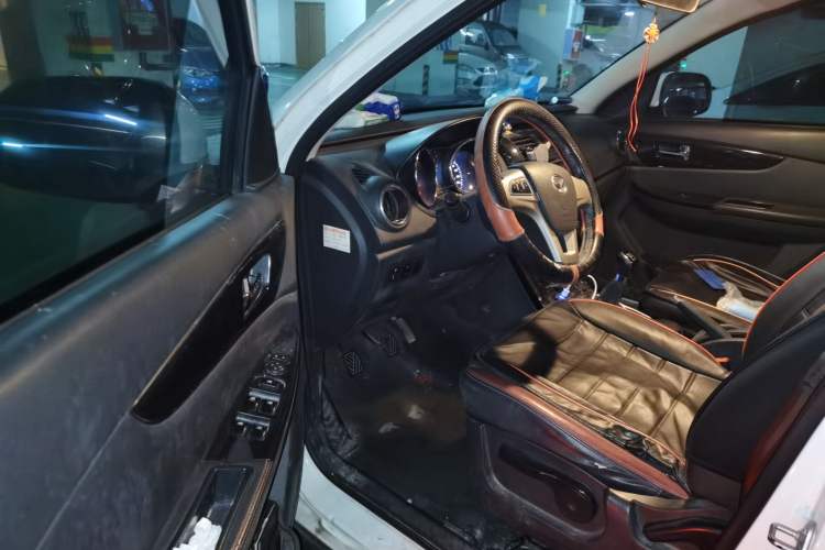 Used HYOSOW S3 2016 1.5L Manual Luxury Edition China IV Emission Standard Driver Seat