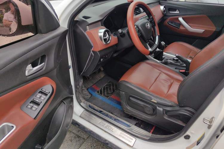 Used HYOSOW S3 2016 S3L 1.5L Manual Prestige Edition Driver Seat