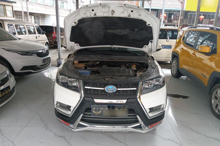 Used HYOSOW S3 2016 S3L 1.5L Manual Premium Edition Engine Bay