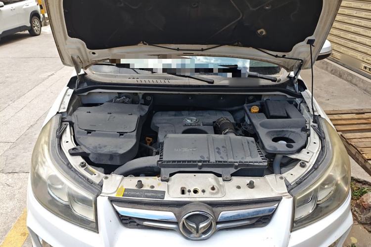 Used HYOSOW S3 2016 1.5L Manual Luxury Model China V Standard Engine Bay