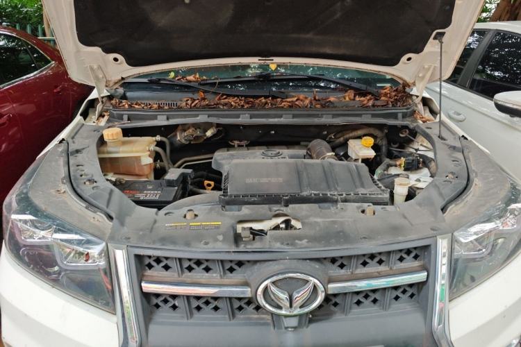 Used HYOSOW S3 2016 S3L 1.5L Manual Prestige Edition Engine Bay