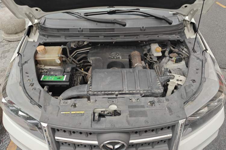 Used HYOSOW S3 2016 S3L 1.5L Manual Prestige Edition Engine Bay