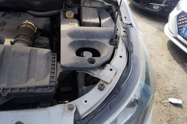 Used HYOSOW S3 2016 1.5L Manual Entrepreneurship Model Engine Bay Left
