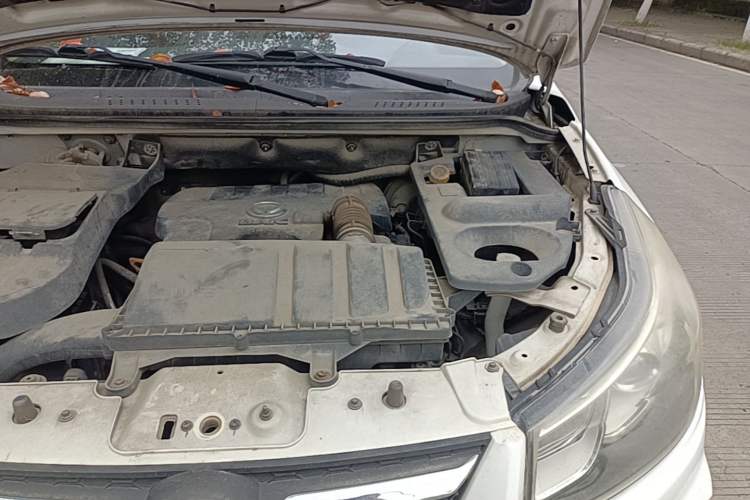 Used HYOSOW S3 2016 1.5L Manual Comfort Version China IV Emission Standard Engine Bay Left