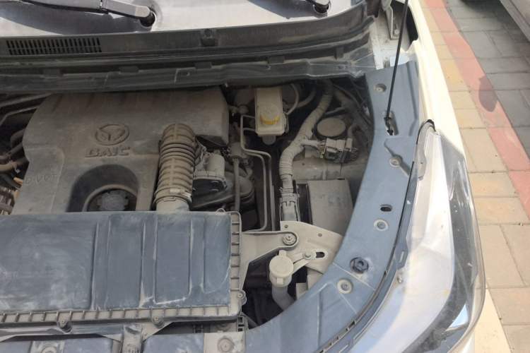 Used HYOSOW S3 2016 S3L 1.5L Manual Prestige Edition Engine Bay Left