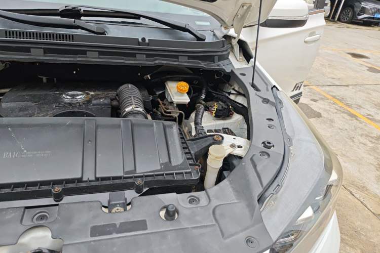Used HYOSOW S3 2016 S3L 1.5L Manual Premium Edition Engine Bay Left