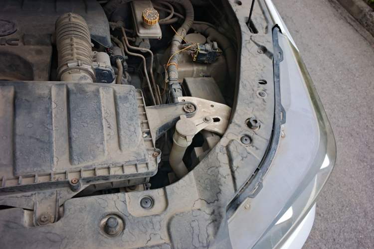 Used HYOSOW S3 2016 S3L 1.5L Manual Premium Edition Engine Bay Left