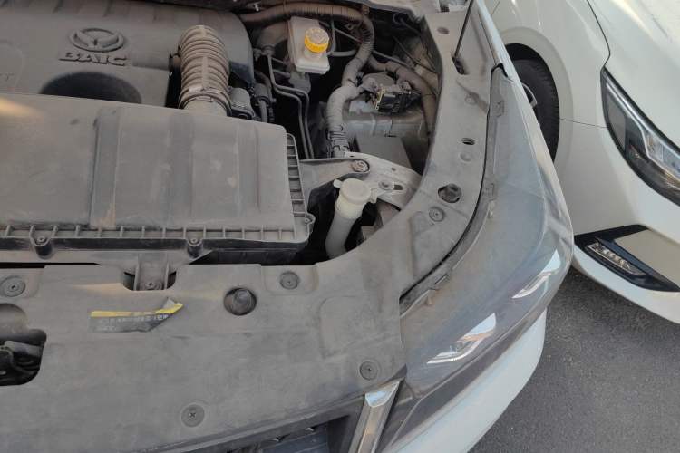 Used HYOSOW S3 2016 S3L 1.5L Manual Prestige Edition Engine Bay Left