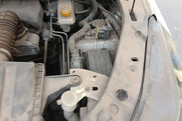 Used HYOSOW S3 2016 S3L 1.5L Manual Prestige Edition Engine Bay Left