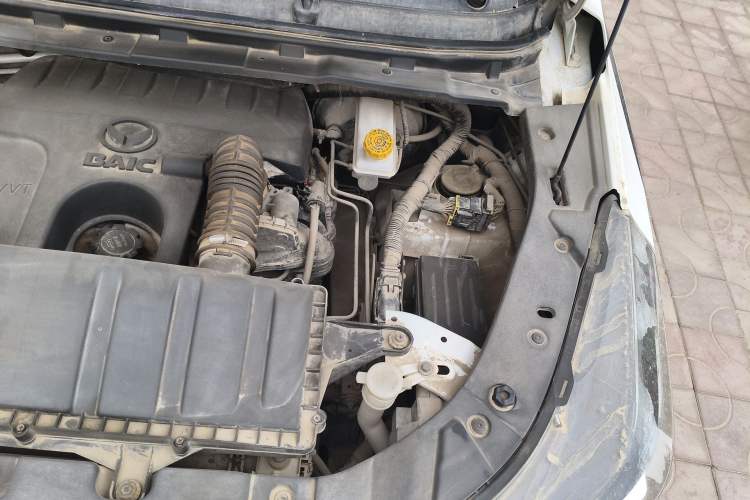 Used HYOSOW S3 2016 S3L 1.5L Manual Premium Edition Engine Bay Left