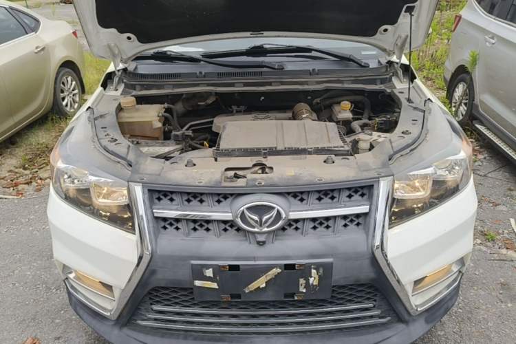 Used HYOSOW S3 2016 S3L 1.5L Manual Prestige Edition Engine Bay