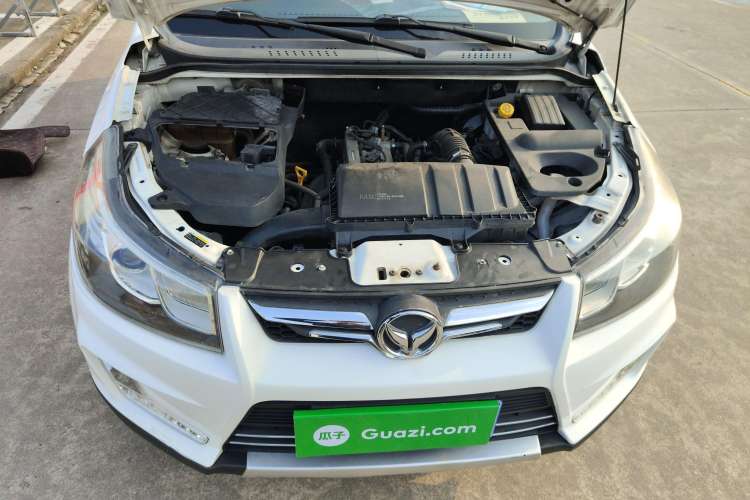 Used HYOSOW S3 2016 1.5L Manual Luxury Edition China IV Emission Standard Engine Bay