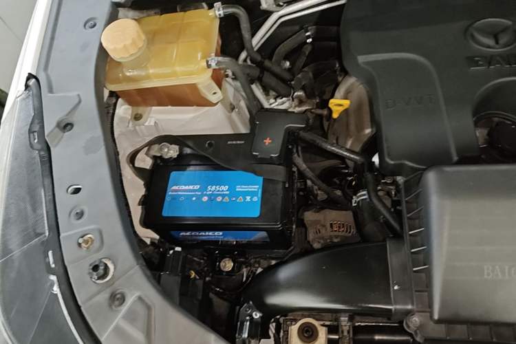Used HYOSOW S3 2016 S3L 1.5L Manual Prestige Edition Engine Bay Right