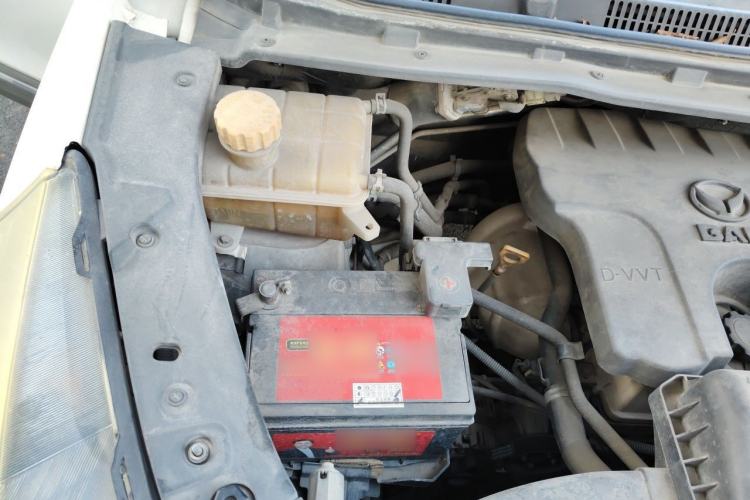 Used HYOSOW S3 2016 S3L 1.5L Manual Premium Edition Engine Bay Right